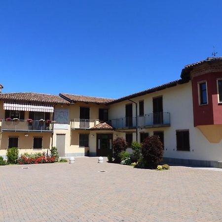 La Cascina Di Villa Due Narzole Buitenkant foto