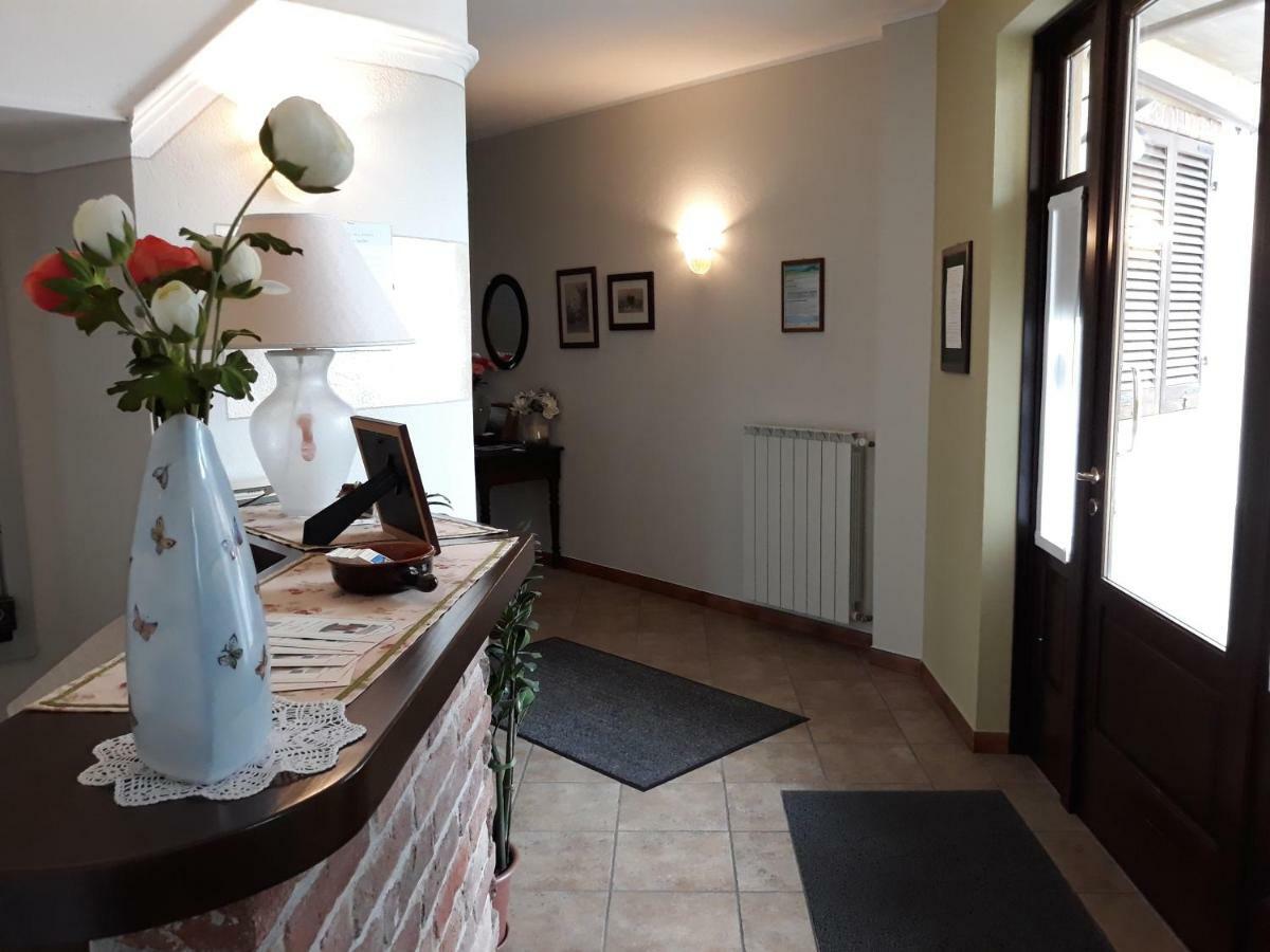 La Cascina Di Villa Due Narzole Buitenkant foto